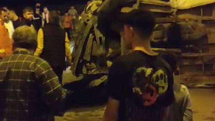 Mardin’de minibüs eve daldı: 1’i ağır 3 yaralı