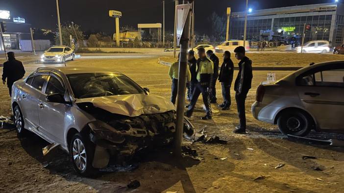 Diyarbakır’da kırmızı ışık ihlali kaza getirdi