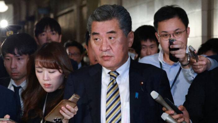 Japonya'da vergi itirafı istifa getirdi. Bakan Yardımcısı görevi bıraktı