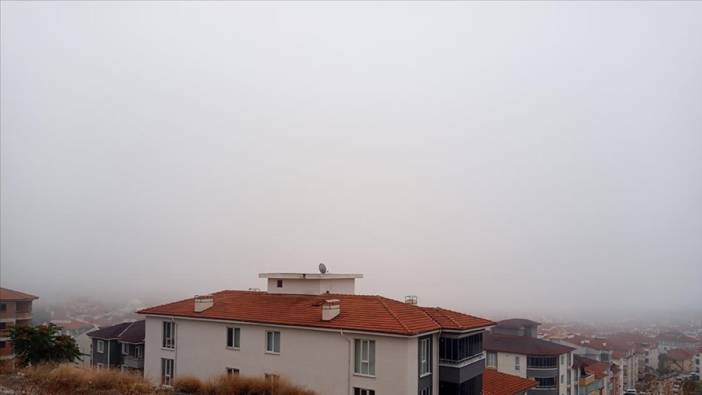 Amasya'da sis etkili oldu. Görüş mesafesi 50 metreye düştü