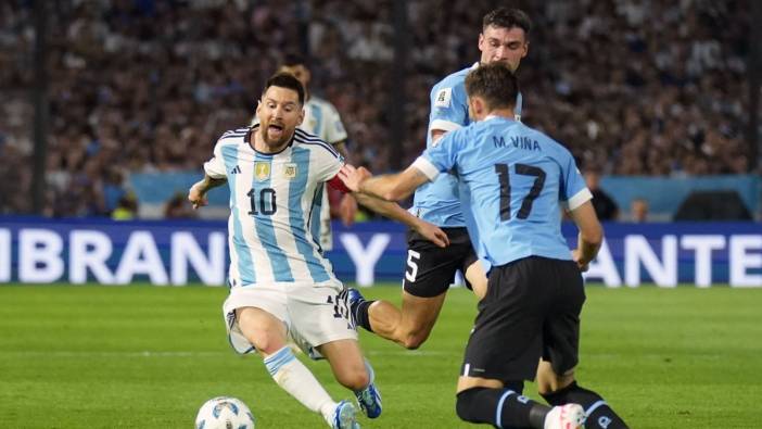 Arjantin'e Uruguay darbesi. Kendi sahasında yenildi