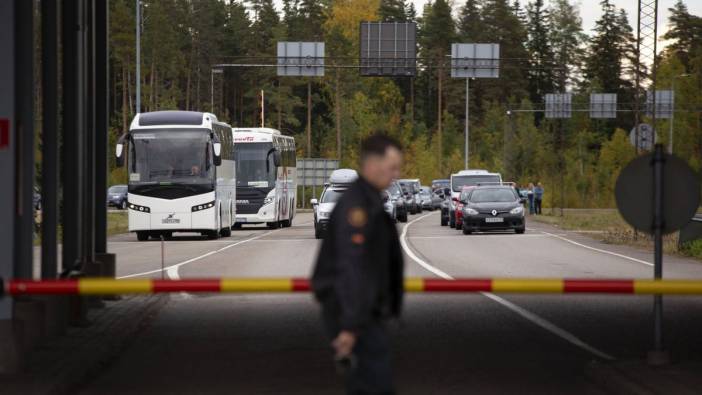 Finlandiya Rusya ile tüm sınır kapılarını kapatmaya hazırlanıyor