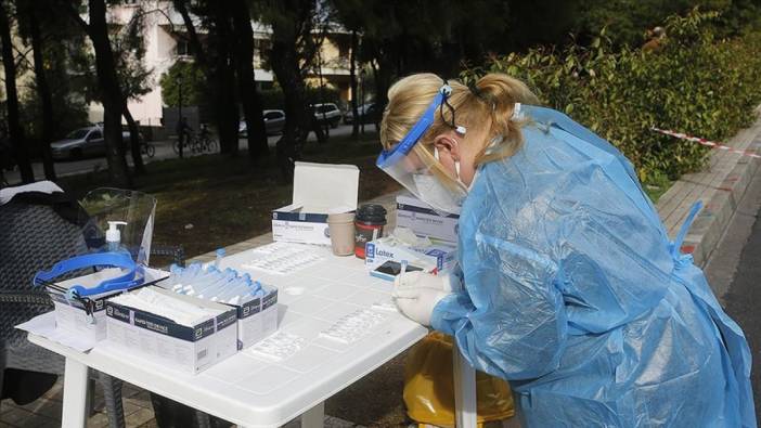 Yunanistan'da korona virüs ölümlerinde artış