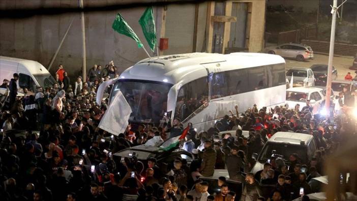 Hamas esir takasını ertelediklerini açıkladı