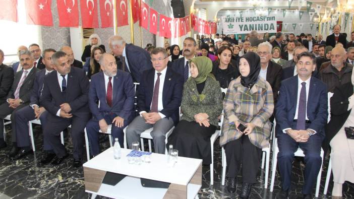Davutoğlu yerel seçim için iddialı mesajlar verdi. 'Gümbür gümbür geleceğiz'