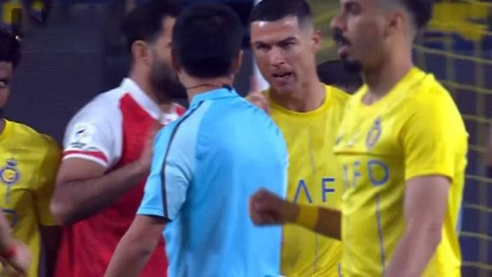 Ronaldo lehine çalınan penaltı kararını iptal ettirdi. Geceye damga vurdu
