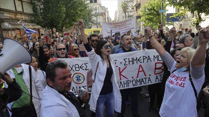 Yunanistan'da sağlık personelinden eylem