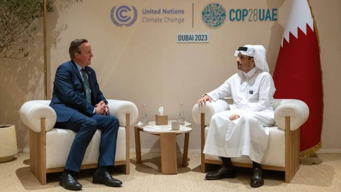 Katar Başbakanı Al Thani İngiltere Dışişleri Bakanı Cameron ile görüştü