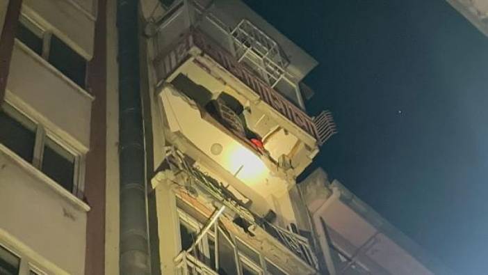 Bursa’da balkon zemin çöktü: 7'nci kattan düşen 1 kişi hayatını kaybetti