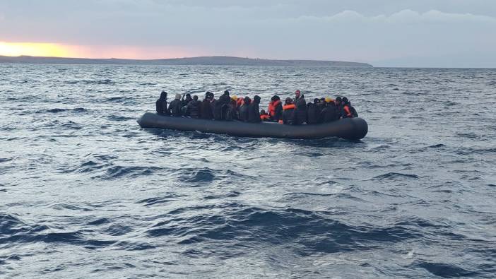 Balıkesir'de 47 kaçak göçmen Sahil Güvenlik’ten kaçamadı
