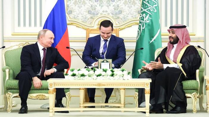 Putin Suudi Arabistan Veliaht Prensi Selman ile bir araya geldi