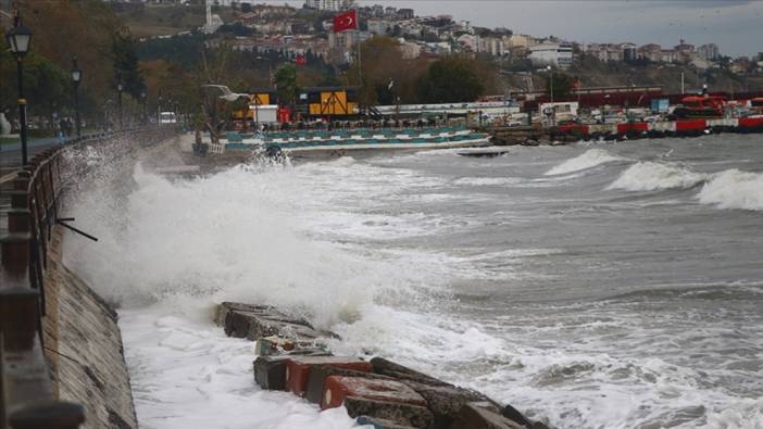 Meteoroloji yarın için yeni uyarı: Marmara Denizi'nde fırtına bekleniyor