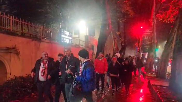 Beşiktaş taraftarı ağaçlı yoldan İnönü'ye böyle yürüdü