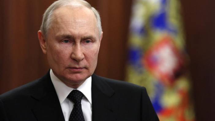 Putin'den adaylık için seçim komisyonuna bildiri