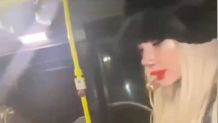 Otobüste skandal: Halk otobüsünde 2 kadın, esrar sararak içti