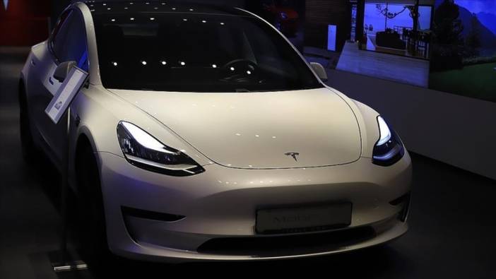 Tesla 2 milyondan fazla aracı geri çağıracak