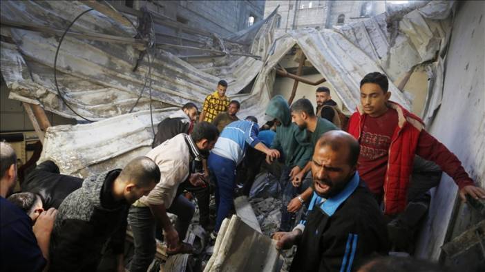 Gazze'de can kaybı 18 bin 800'e çıktı