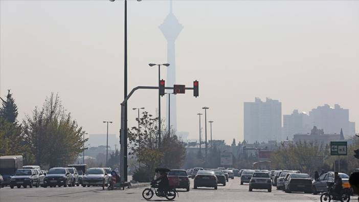 İran'ın bazı kentlerinde hava kirliliği yüzünden örgün eğitime ara