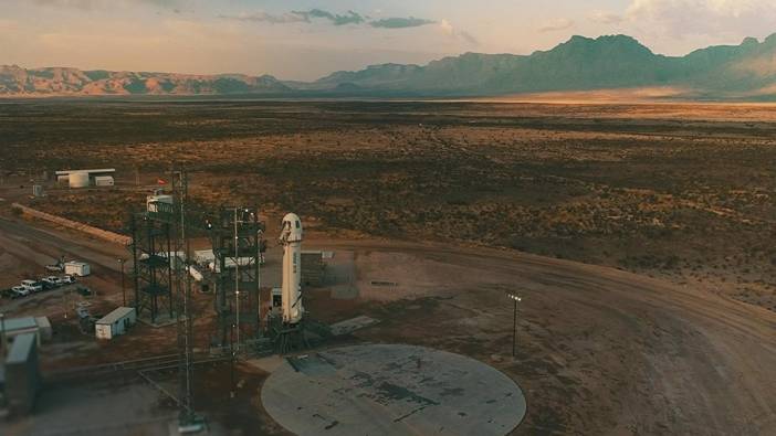 Blue Origin New Sheppard roketini yeniden fırlattı
