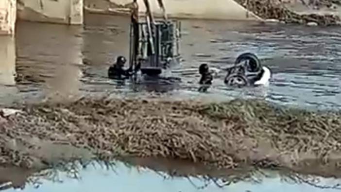 Kırklareli'de, nehre düşen araç sürüsü yaşamını yitirdi