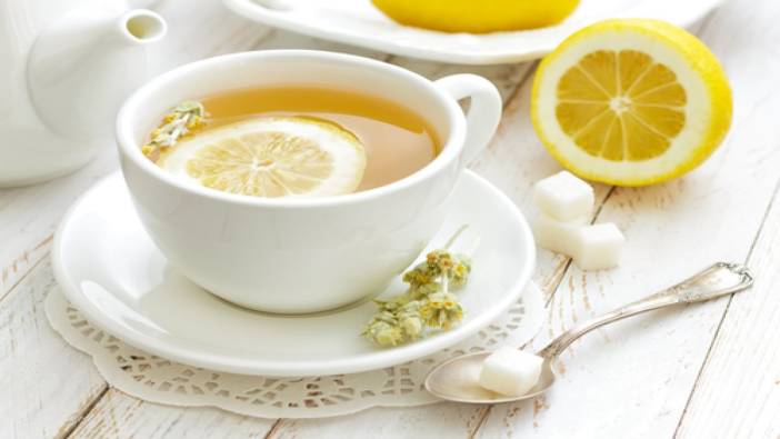 Çaya çorbaya limon eklemek sağlık açısından doğru mu? İşte cevabı…