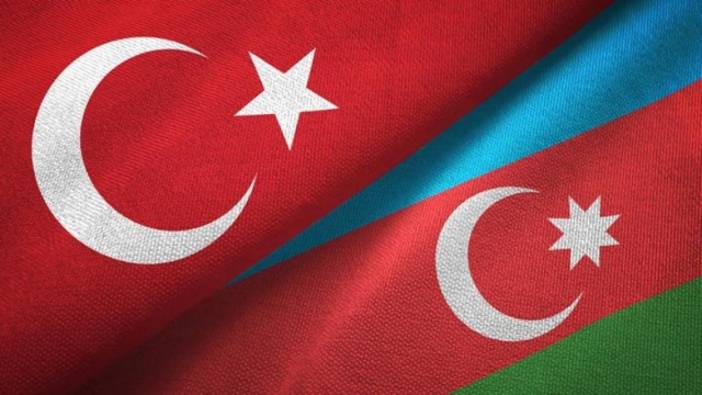 Azerbaycan'dan Türkiye'ye destek