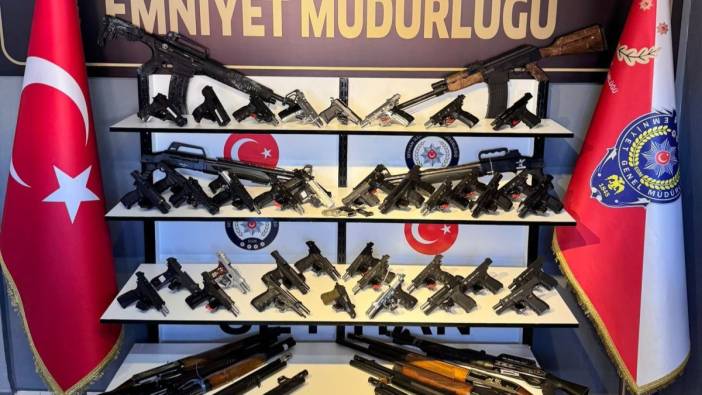 Adana’da 58 ruhsatsız silah ele geçirildi, 12 kişi tutuklandı