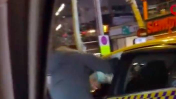 Beşiktaş'ta bir kişi, yolcu seçen taksiciyi dövdü