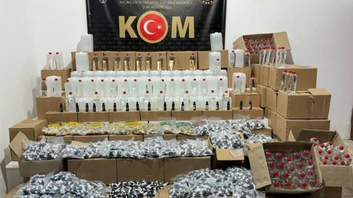 Samsun'da yılbaşı öncesi yüzlerce litre etil alkol ele geçirildi
