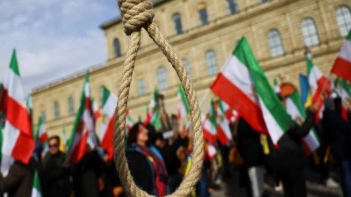 İran 4 Mossad ajanını idam etti