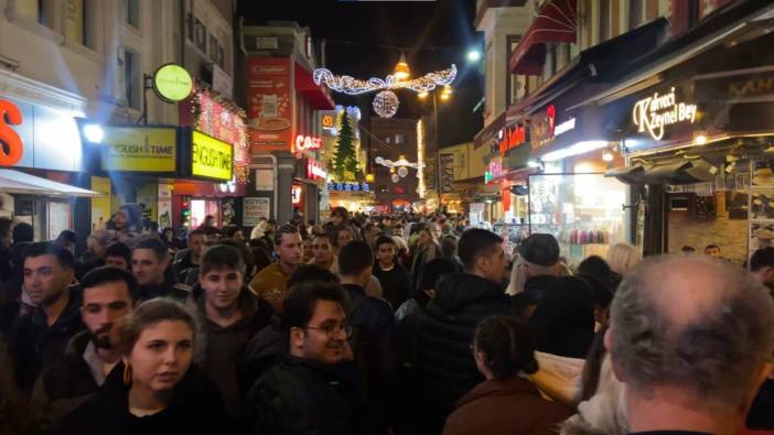 Kadıköy'de yılbaşına günler kala devasa yoğunluk