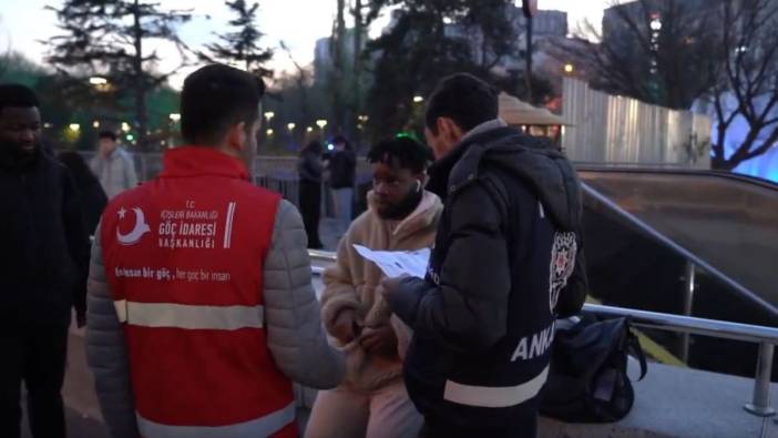 Yılbaşı akşamı İstanbul Polisinden kaçak göçmen operasyonu