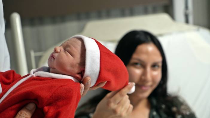 Yeni yılın ilk bebeği saat 00.00'da Antalya'da dünyaya geldi