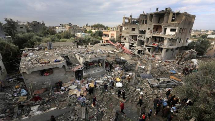 Gazze'de hayatını kaybedenlerin sayısı 22 bini aştı