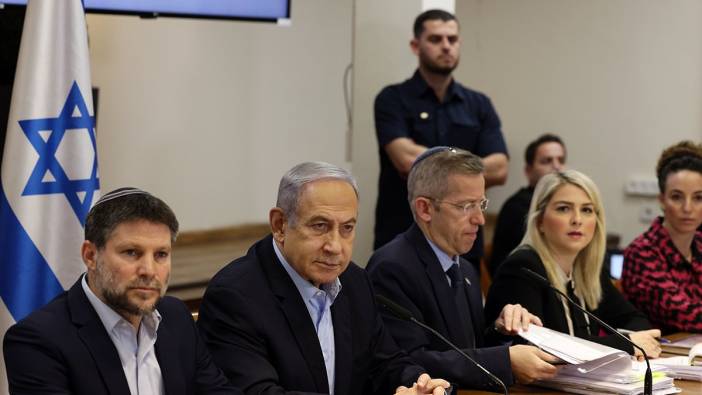 Netanyahu kabine üyelerinin yalan makinesine sokulmasını istiyor