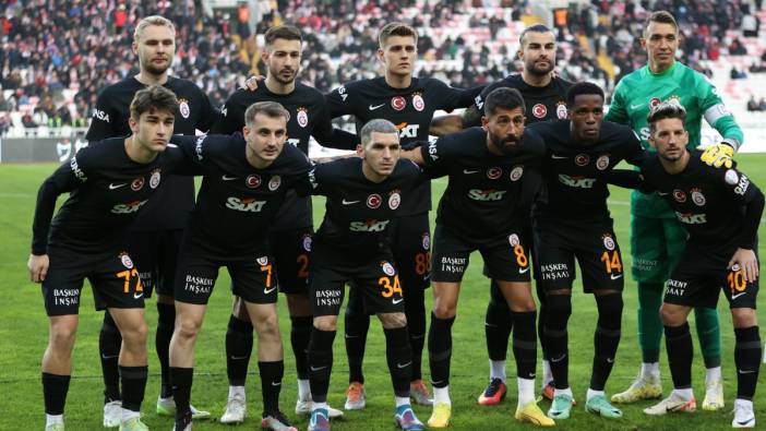 Galatasaray Sivas'ta direkleri dövüyor!
