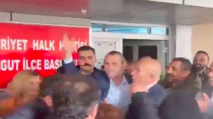 Erdal Beşikçioğlu, Etimesgut Belediye Başkanlığı için seçim çalışmalarına davul ve zurna ile başladı