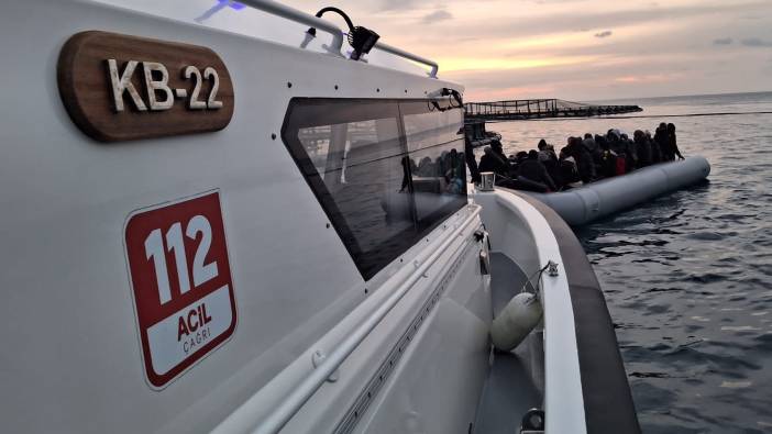 İzmir açıklarında 160 kaçak göçmen yakalandı