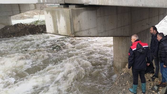 Hatay’da sağanak nedeniyle 10 bin dekar arazi su altında kaldı