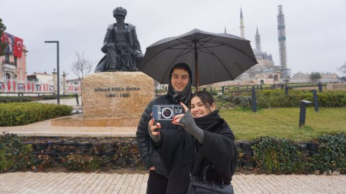 Edirne’deki yağış turistleri durduramadı
