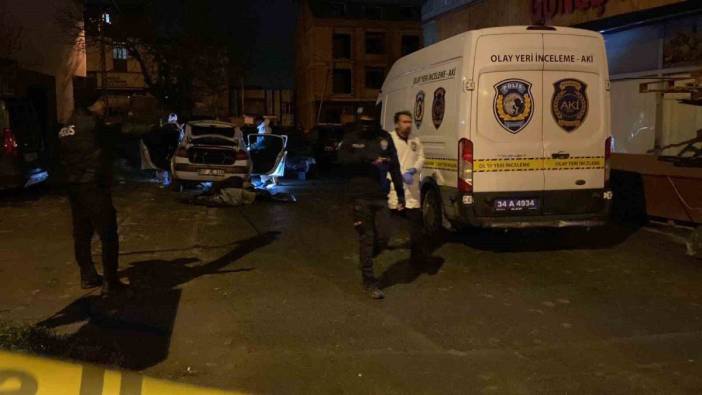 Arnavutköy'de polisin silahını almaya çalışan şahıs hayatını kaybetti. Polisten açıklama