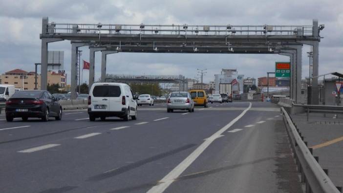 Otoyollarda yeni dönem başlıyor. Bakan resmen açıkladı