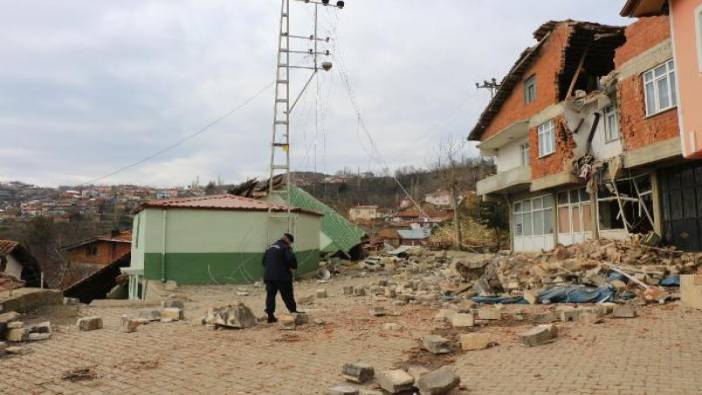 Tokat'ta Heyelan Felaketi: 4 Ev ve Cami Yıkıldı, 39 Ev Boşaltıldı