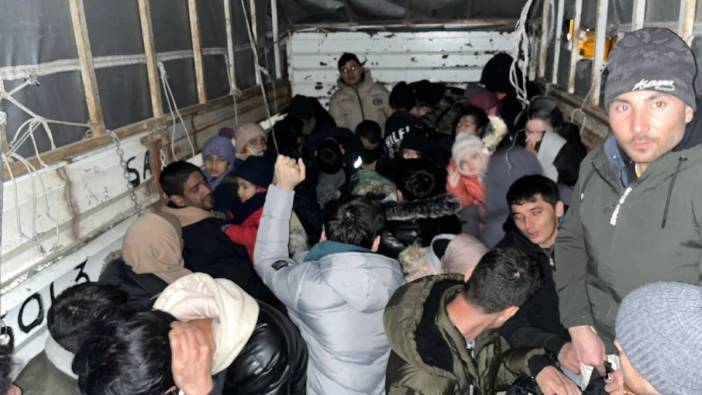 Çanakkale'de Afgan uyruklu 42 kaçak göçmen yakalandı