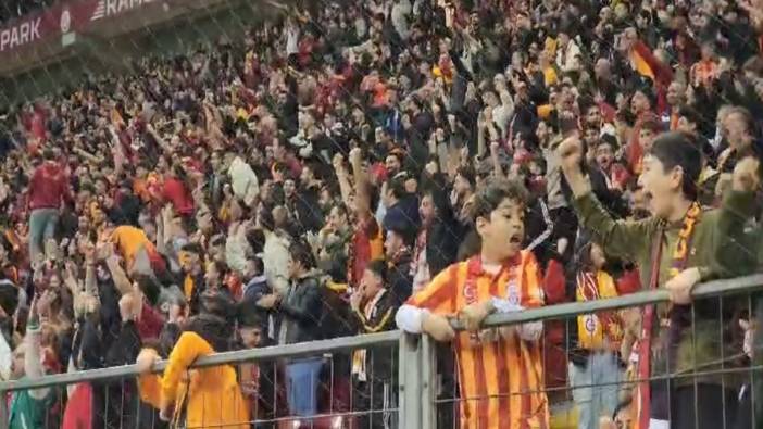 Carlos Vinicius ilk maçında golünü attı. Galatasaray taraftarı havalara uçtu