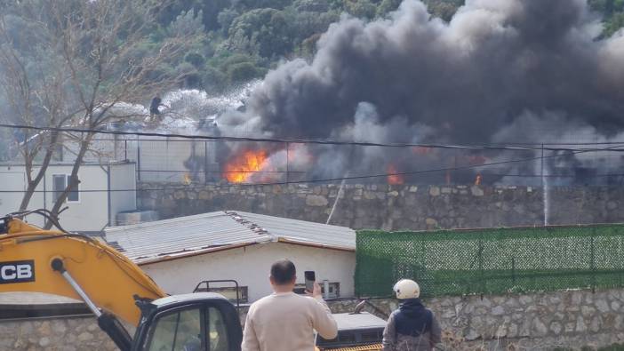 Bodrum'da izolasyon firmasında yangın çıktı