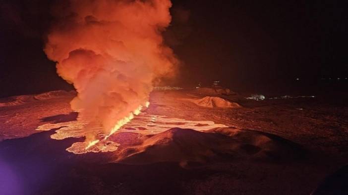 İzlanda'da 3. kez yanardağ patladı