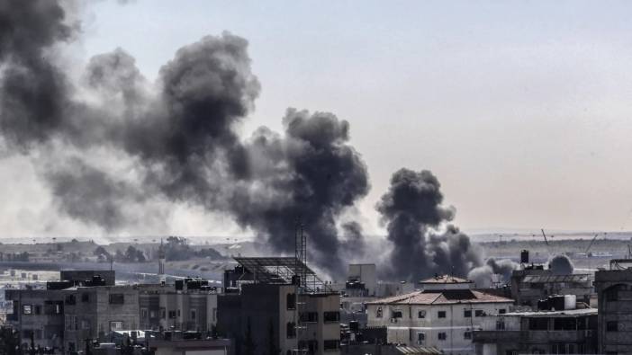 İsrail güvenli bölge Refah'a saldırdı. 100'den fazla kişi öldü