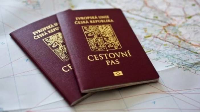 Çekya Rus ve Belaruslulara vize yasağını süresiz uzatacak