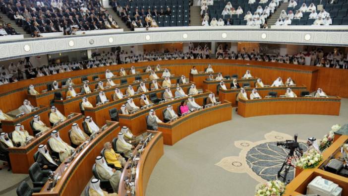 Kuveyt'te meclis feshedildi